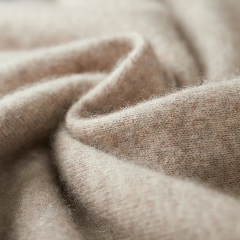 Tye —  Stylish Cashmere Polo